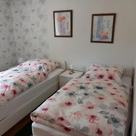 Appartement Gemuetliche 3 Zimmer-ferienwohnung *