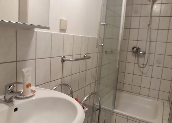 公寓 Gemuetliche 3 Zimmer-ferienwohnung